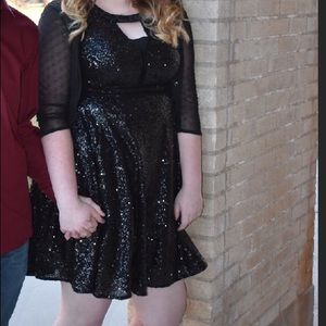 Black Sequin Sleeveless Dress